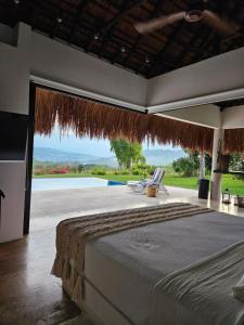 Villa en La Pintada con Piscina