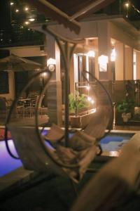 Mimi Castle Full AC 1200m2 Private Villa dan Pool Parongpong Lembang