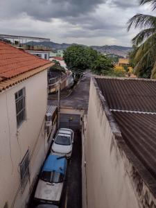 Kitnet aconchegante com estacionamento