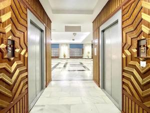 Apartment in Malaga with Sea and Mountain Views