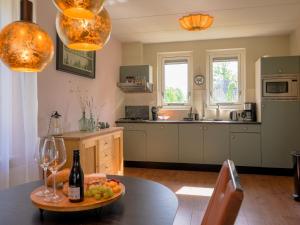 Bungalow in Sondel near Slotermeer Lake