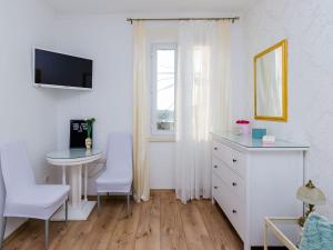 Holiday Home Avantgarde - Two Bedroom Holiday Home with Terrace and Sea View