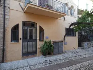 La vecchia vite casa vacanze - Pietra Rossa