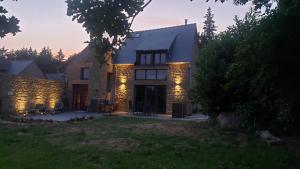 Maisons de vacances Maison d'hote avec sauna et jacuzzi a la campagne : Maison 1 Chambre