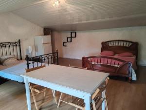 Maisons d'hotes ex domaine chandelier chambre 4 : photos des chambres