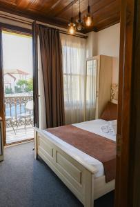 Double Room with Balcony and Sea View room in Galata Dream Hotel