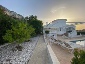 Unique villa piscine vue mer et montgo impasse privée
