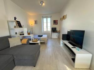 Appartements Beau Studio avec vue sur Mer et parking gratuit : photos des chambres
