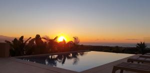 Happyplace Malaga - Villa with Panoramic Sea View Heated Infinity Saltwater Pool