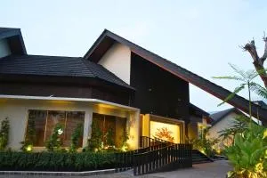 Azana Garden Hill Resort Blora - Blora