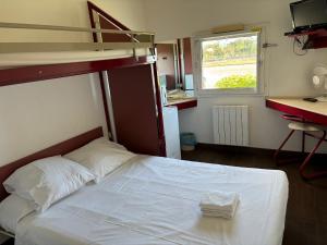 Hotels HOTEL PARIS VALENCE : Chambre Triple