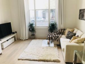 Modern apartment near Hyde Park