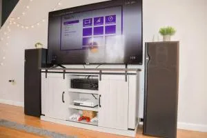 Cozy Home w Sauna Hot tub Indoor Pool - Pocono Summit