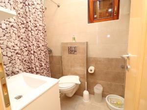 Seaside Apartments Hrka - Studio Apartment with Terrace and Sea View 3