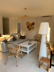 Maison en bois avec piscine proche de la plage