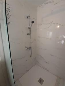 Maisons d'hotes Chambre d-hote Belle Vue : Chambre Double ou Lits Jumeaux avec Vue