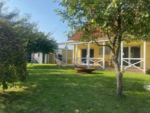 Familien Ferienhaus im Grünen in direkter Nähe zum Nürburgring - 巴特布雷希格