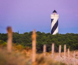 Maison en bois avec piscine proche de la plage