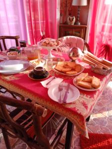 B&B / Chambres d'hotes 40 Allee Le Chene : photos des chambres