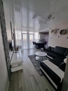 Salnas rezidence self check-in