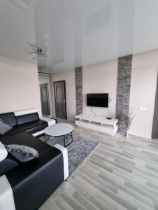 Salnas rezidence self check-in