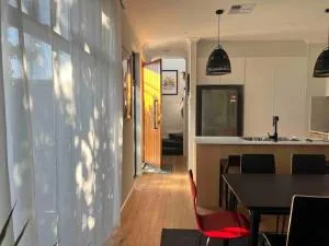 Sunny and Quiet Townhouse - Plympton