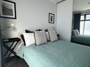 Sunny and Quiet Townhouse