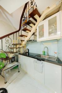 May house in Hanoi Old Quarter