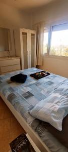 Relájate cerca del mar, con vistas a las termas romanas