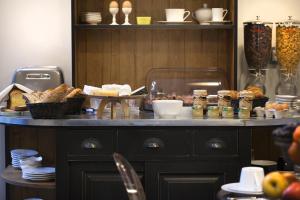 Hotels Le Mireille : photos des chambres