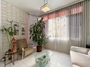 Localização privilegiada em Copacabana quarteirão praia