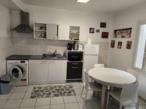 Appartements F1 200 metre de la GARE : photos des chambres