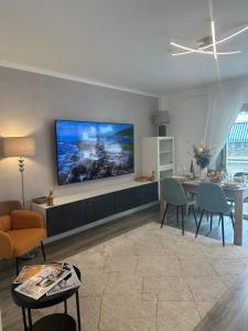 T3Appartement de luxe Croisette en face de la plage Martinez 80m2