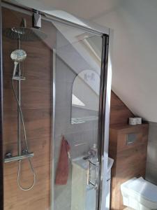 Urszulin, centrum, tereny PPN, pokój z łazienką