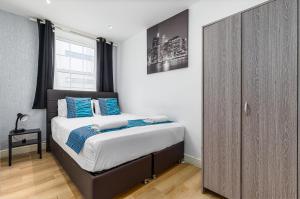 Deluxe Apartment room in Aldgate Flats