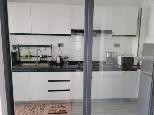 Cyan Homes - Beautiful 2 Bedroom Apartment at Staroot Residency Kilimani