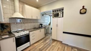 Casa Miriam - Casa En Miramar Para 4 PAX Con Cochera - Hola Sur