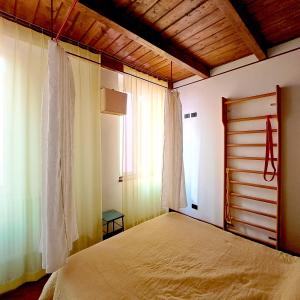 la casa verde nel centro storico