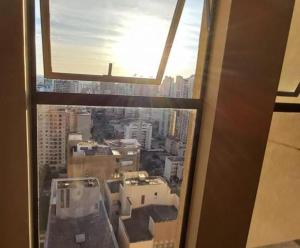 Apto-Flat privado com COZINHA, LAVANDERIA, BANHEIRO COM DUCHA e GARAGEM