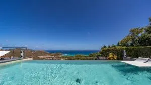 Modern Villa with Asian Influenced Decors - Anse des Cayes