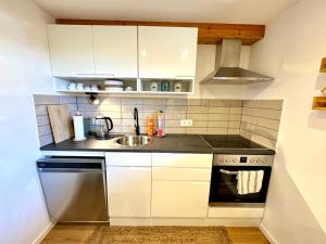 Seeblickstraße 22 - Apartment Waldrausch am Ossiacher See