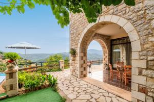 Mountain Oasis - Pool & Playground near Neda Falls