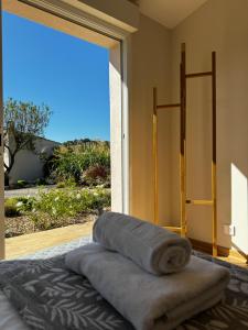Villas Villa - Piscine au sel - Terrain de Petanque - Jardin - Climatisation : photos des chambres