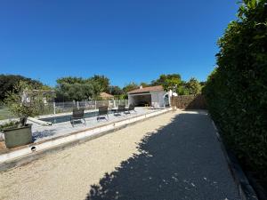 Villas Villa - Piscine au sel - Terrain de Petanque - Jardin - Climatisation : photos des chambres