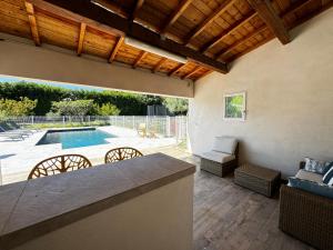 Villas Villa - Piscine au sel - Terrain de Petanque - Jardin - Climatisation : photos des chambres