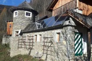 Turm in den Bergen - Innerfragant