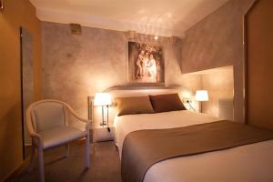 Hotels Hotel Cathedrale : photos des chambres