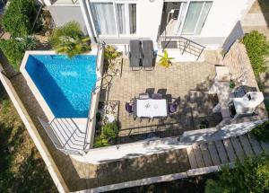 Apartment Sasso Bianco with the Private Pool