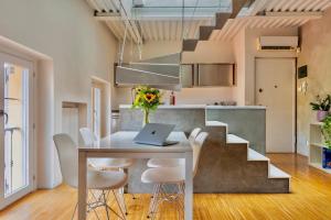 Luxury apartment, open space, Milano centro