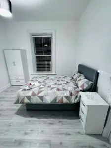 Naas Town - Budget Double Bedrooms - 克兰